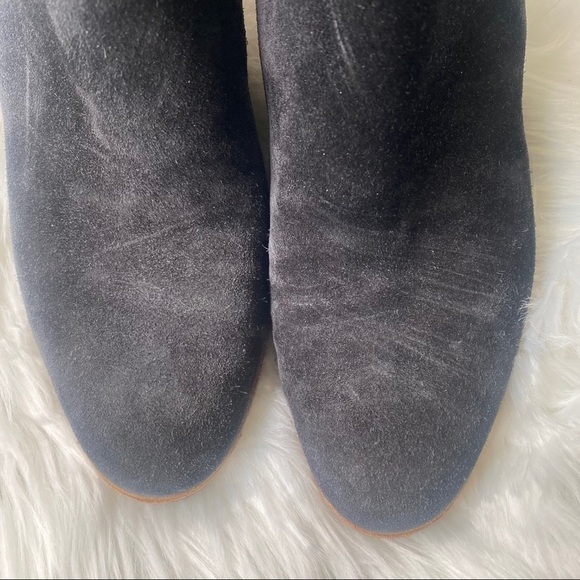 VINCE Haider Suede Chelsea Pull On Stacked Heel Ankle Bootie Black, Size 6 - Picture 5 of 14